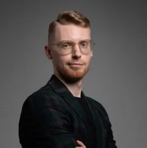 Zdjęcie profilowe Daniela, eksperta EasyPharm specjalisty w zakresie wdrażania usług farmaceutycznych w aptekach.